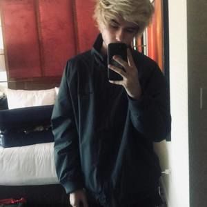 Meet your Posher, Richard